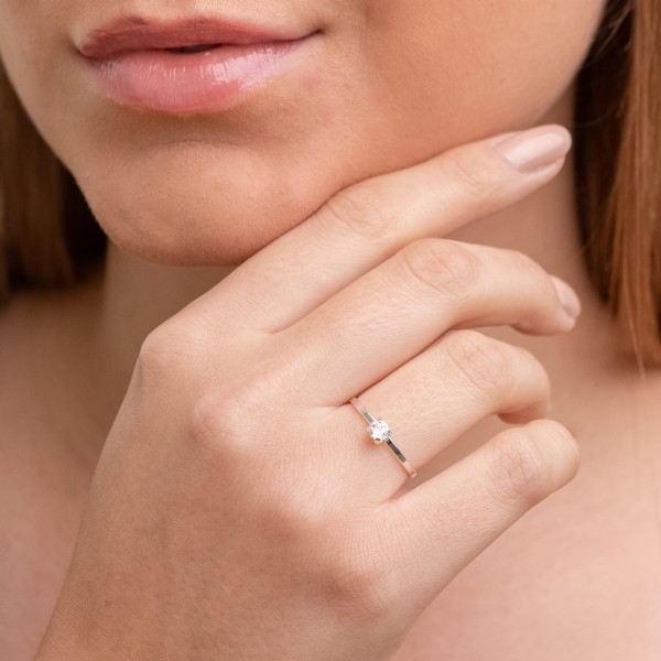 Anel Solitário em Prata 925 no Atacado