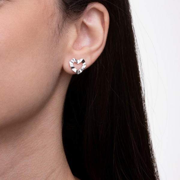 Brinco Coração em Prata 925 no Atacado